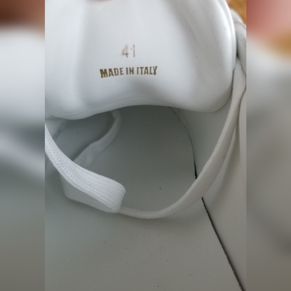 Versace Greca Sneakers New sz8 - Picture 8 of 8